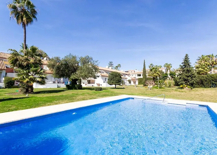 Hotell Monte-biarritz Junto A Guadalmina Estepona